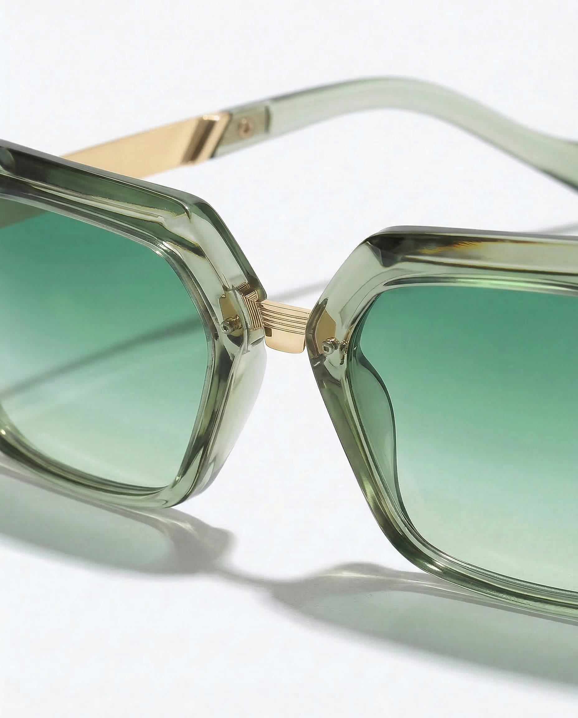 Pantera Retro Sunglasses