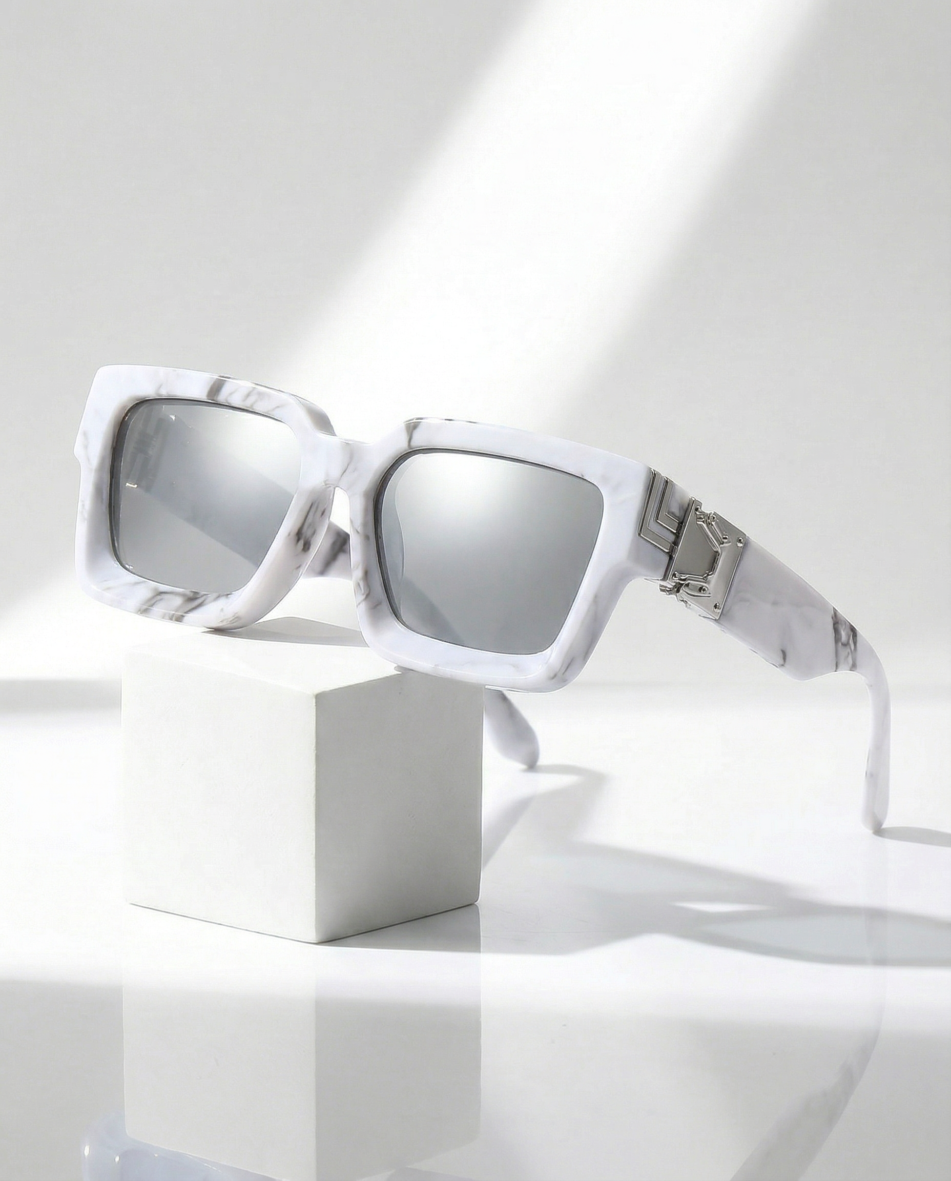Vesper Square Sunglasses
