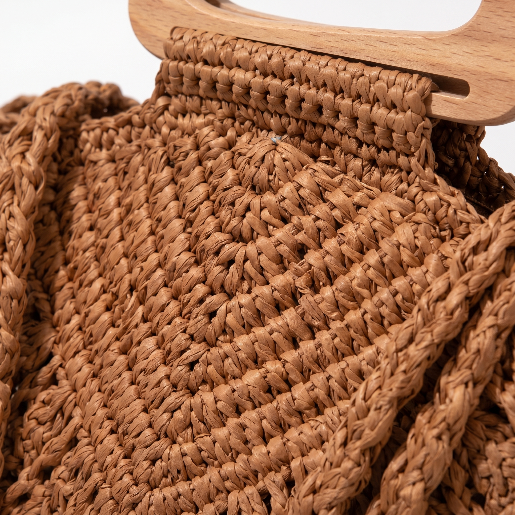 Cassandra Shell Straw Bag