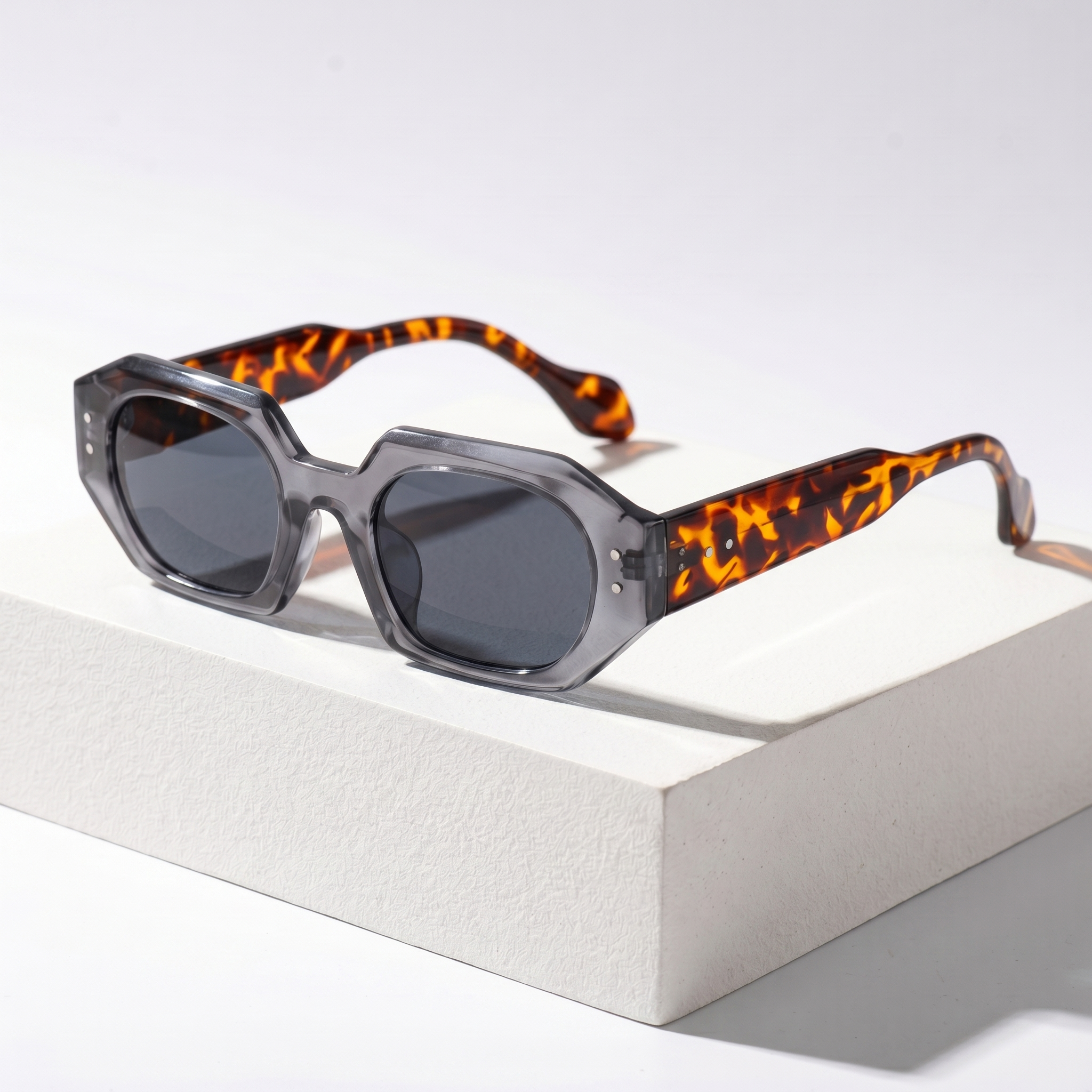 Amelia Retro Sunglasses