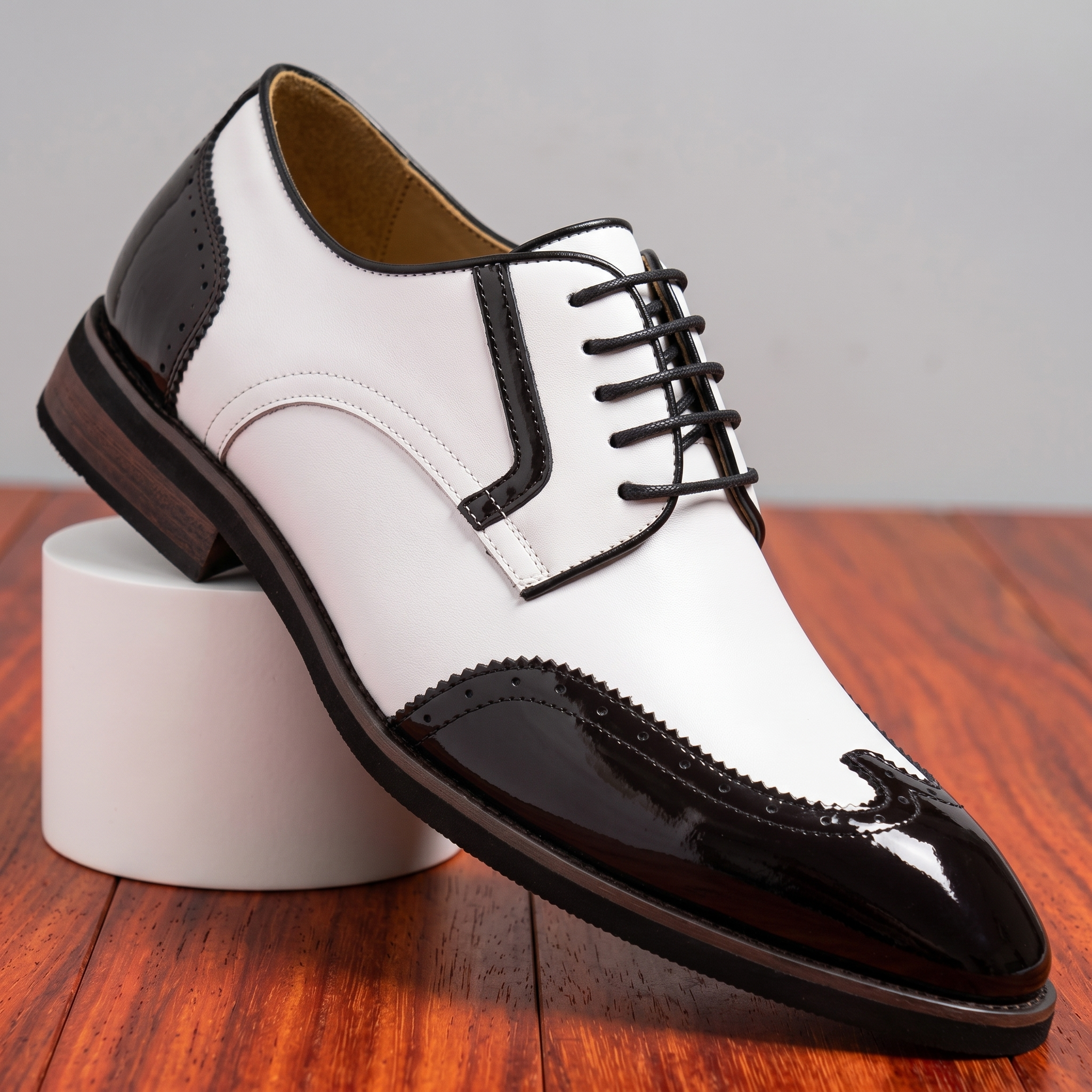 Angelo Oxford Leather Derby Shoe