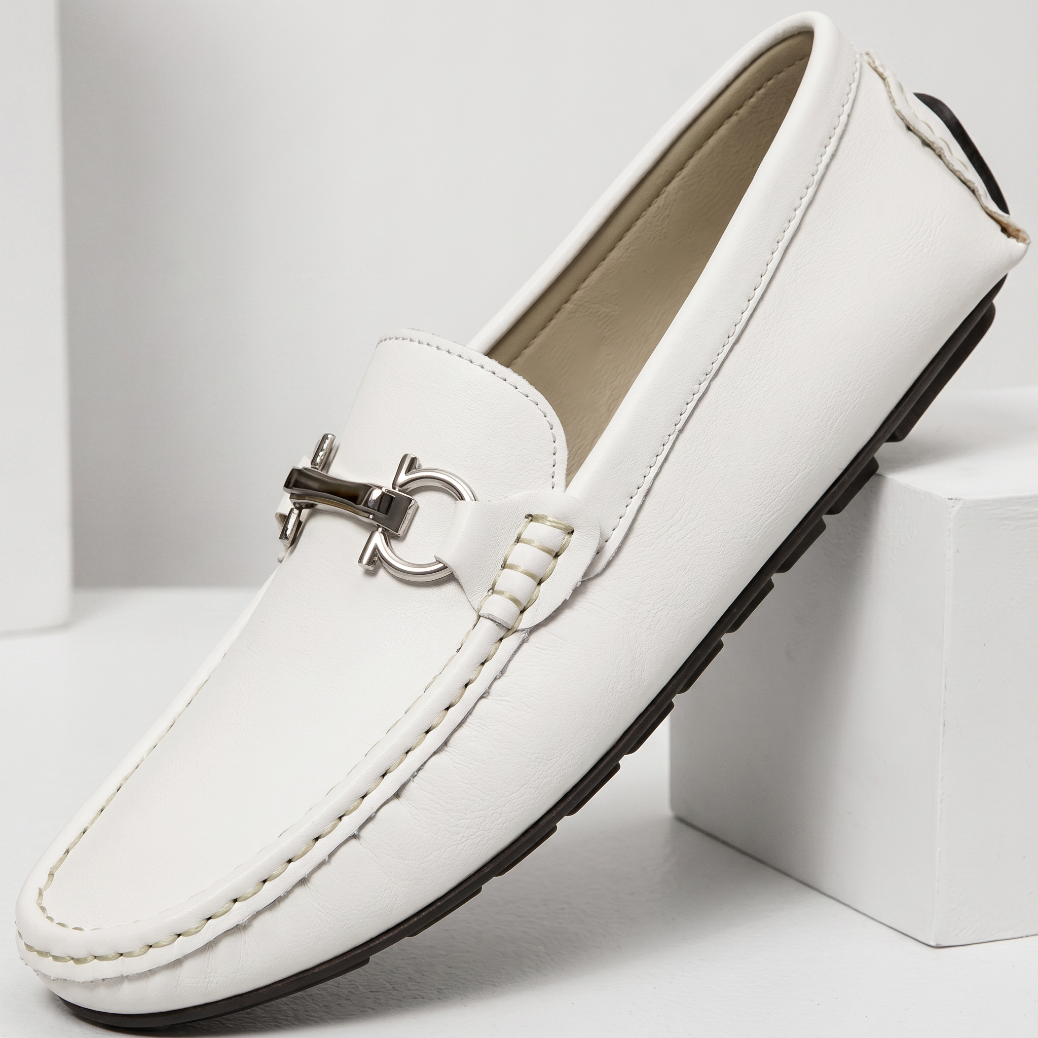 Ventino Leather Loafer