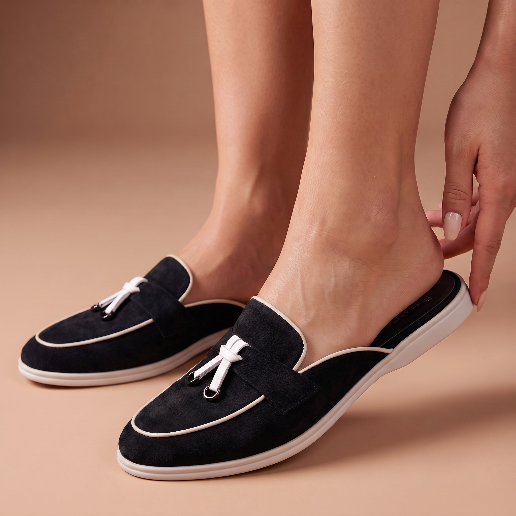 Melina Orthopedic Mule