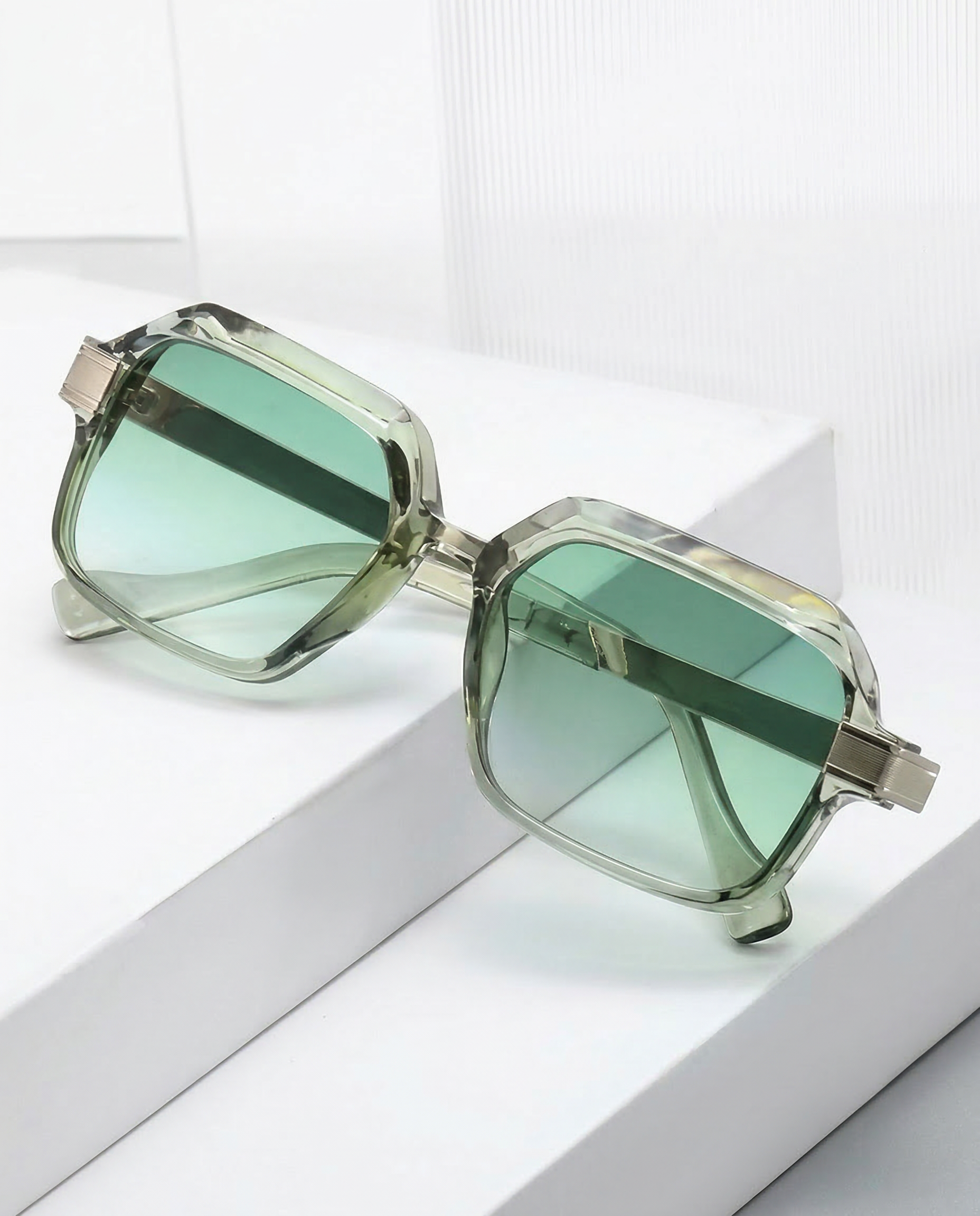 Pantera Retro Sunglasses