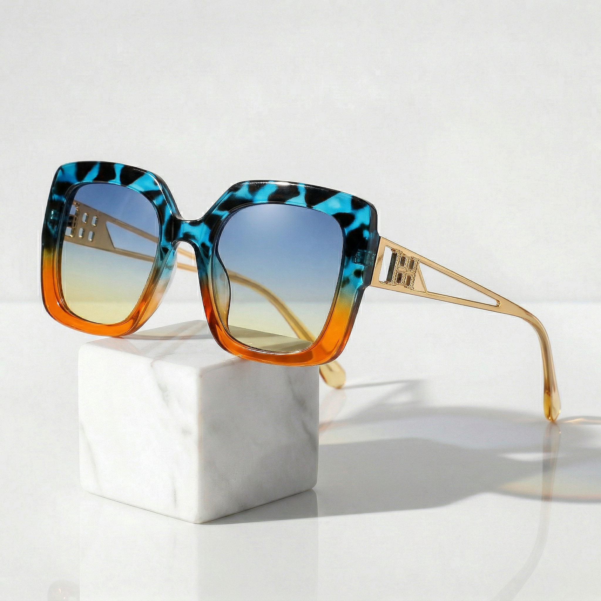 Severine Retro Sunglasses