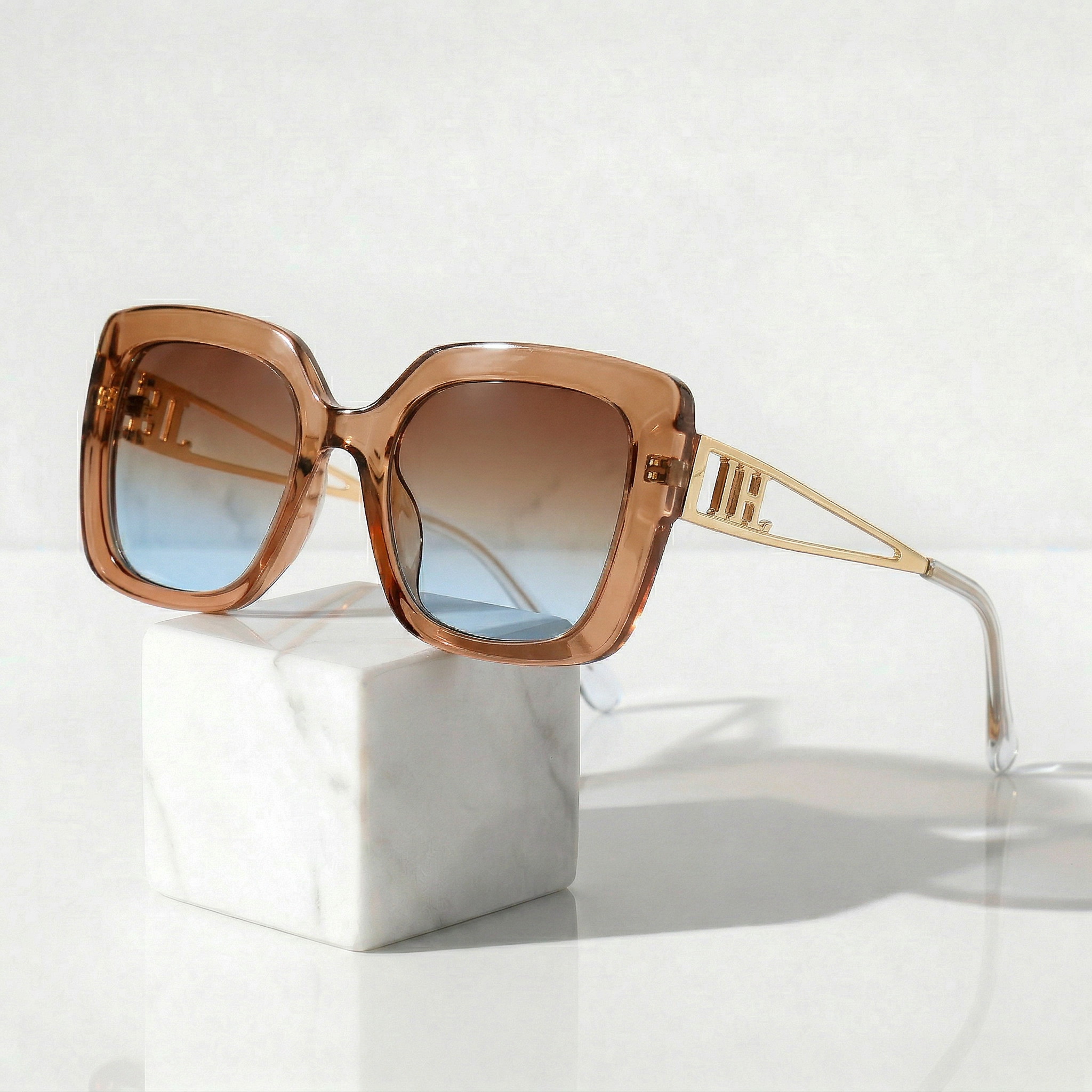 Severine Retro Sunglasses