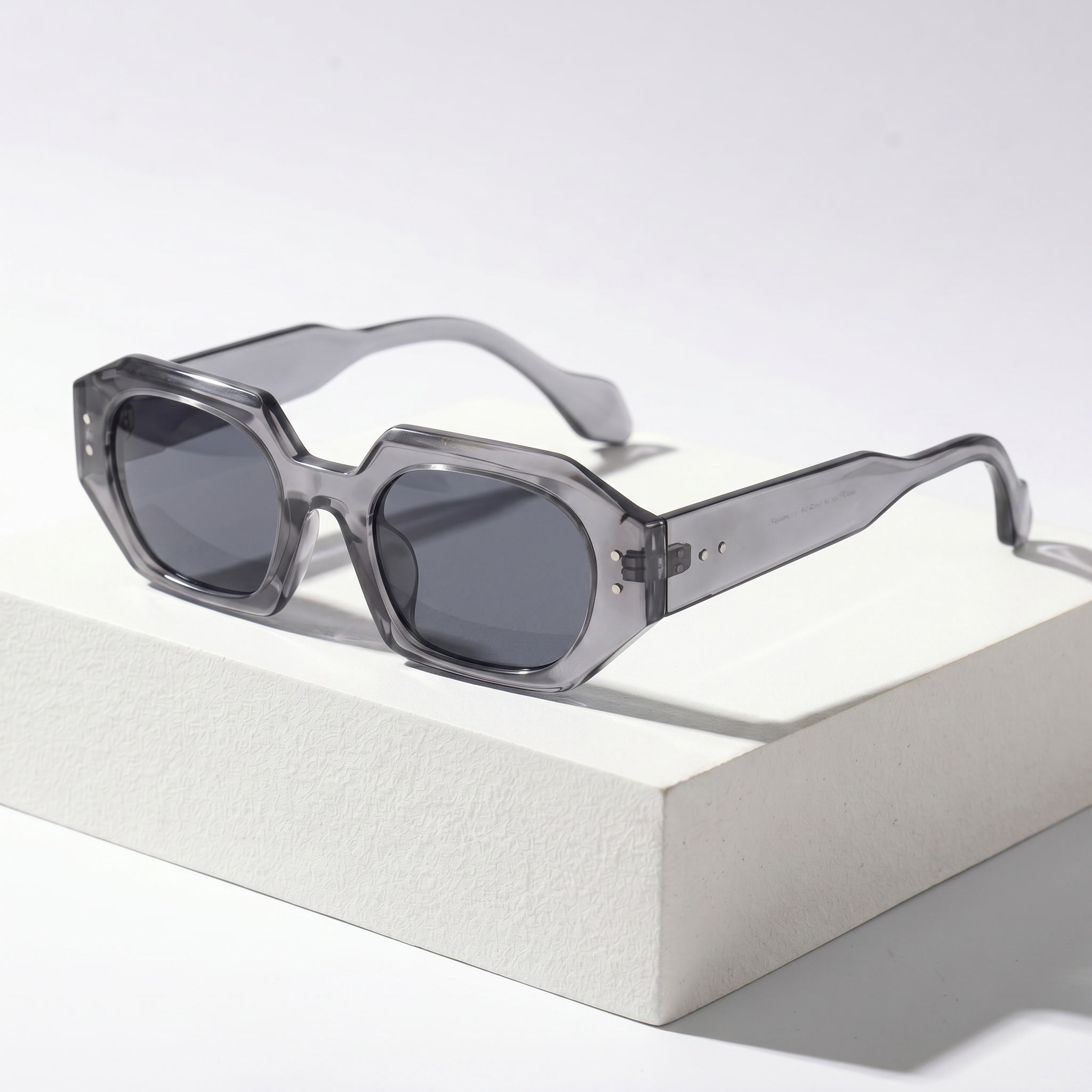 Amelia Retro Sunglasses