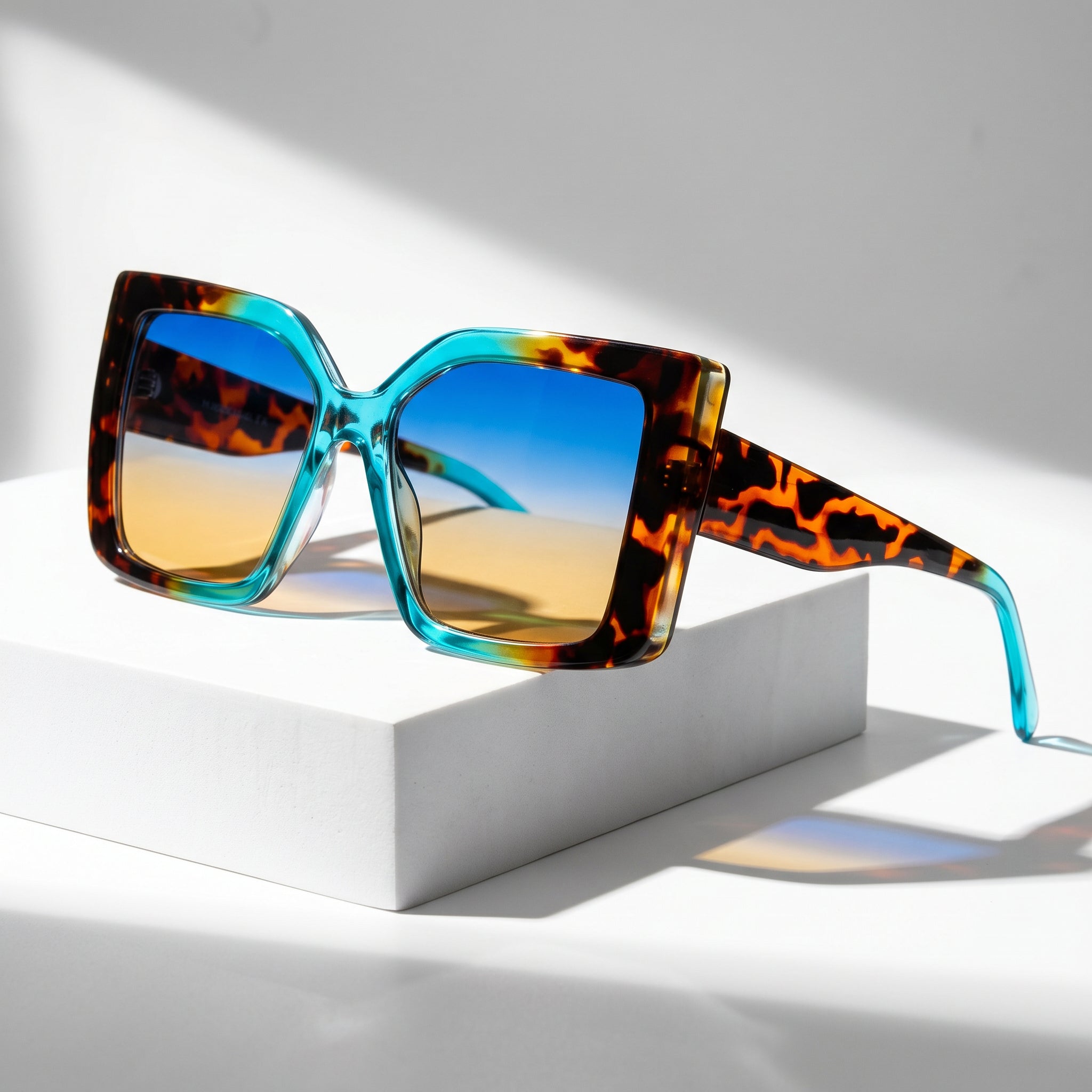 Monarch Del Sunglasses