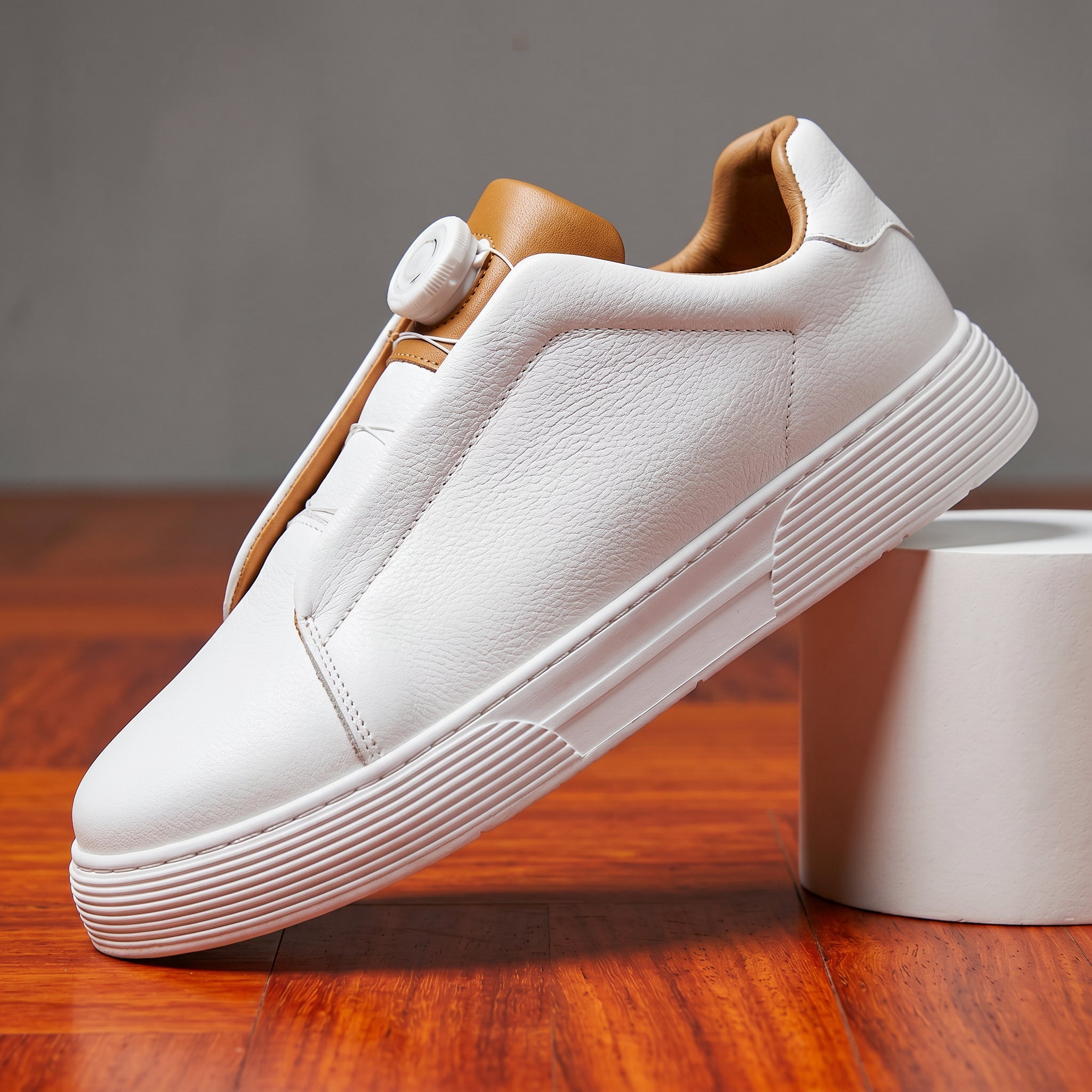 Santorio Leather Sneaker